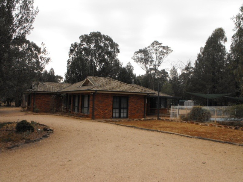 7042 Eugowra Road, Parkes NSW 2870
