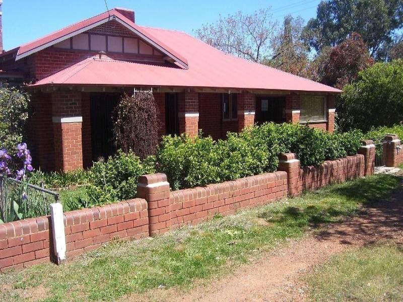27 Cecile Street, Parkes NSW 2870