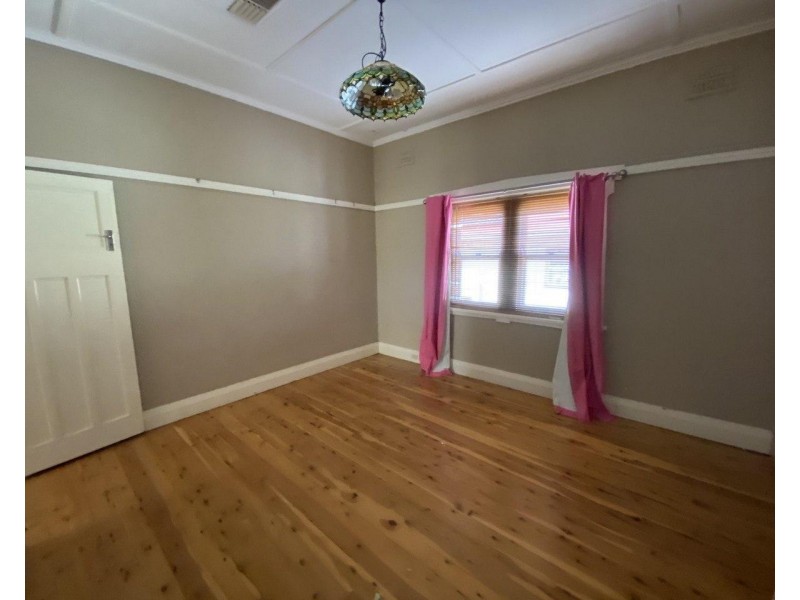 19 Rose Street, Parkes NSW 2870