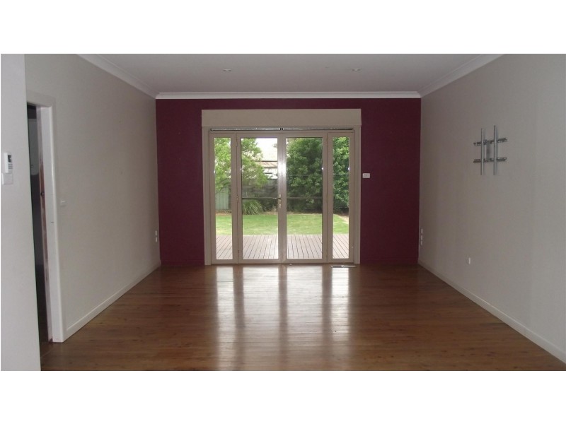 381 Clarinda Street, Parkes NSW 2870