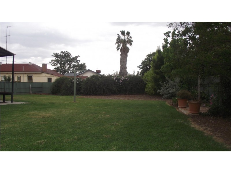 381 Clarinda Street, Parkes NSW 2870