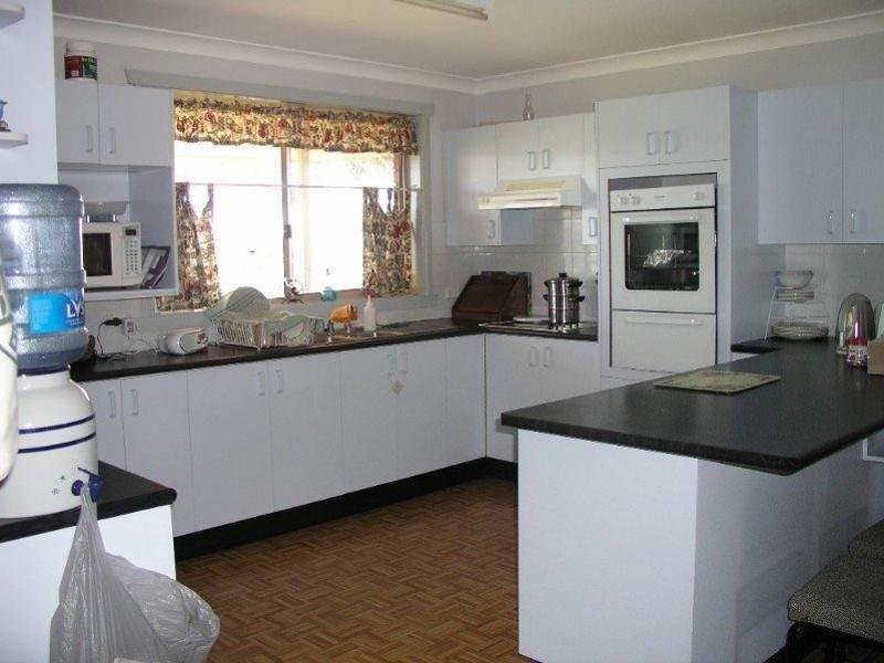 18 George Field Drive, Parkes NSW 2870