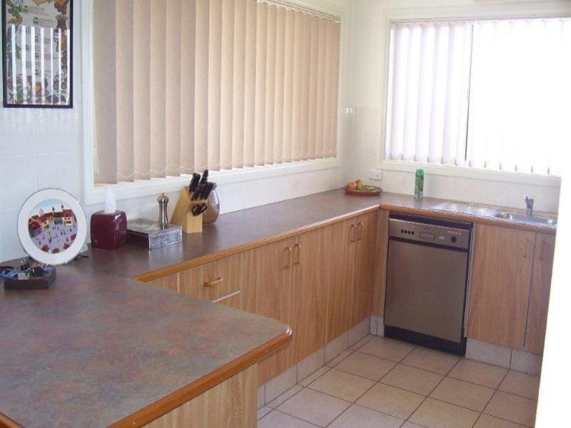 40B Barton St, Parkes NSW 2870