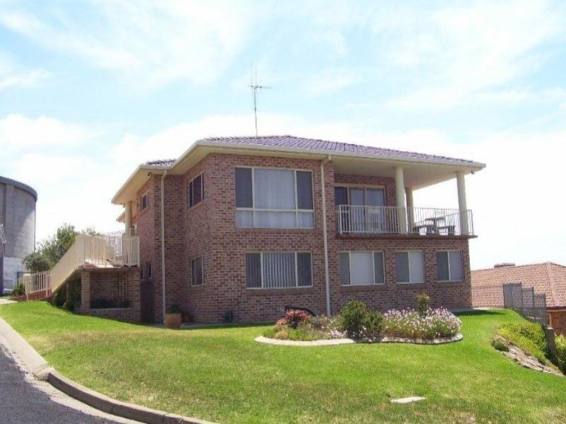 40B Barton St, Parkes NSW 2870