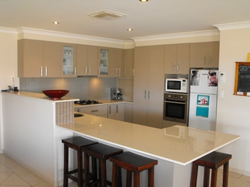 11 Avoca Pl, Parkes NSW 2870