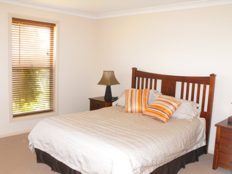 11 Avoca Pl, Parkes NSW 2870