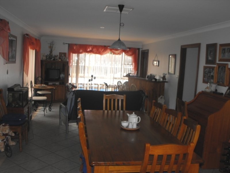 15 Paterson Street, Parkes NSW 2870