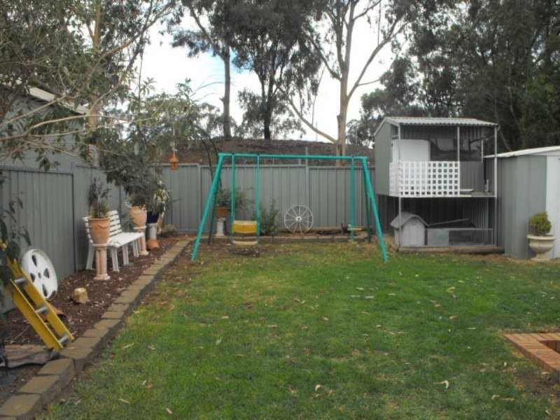 15 Paterson Street, Parkes NSW 2870