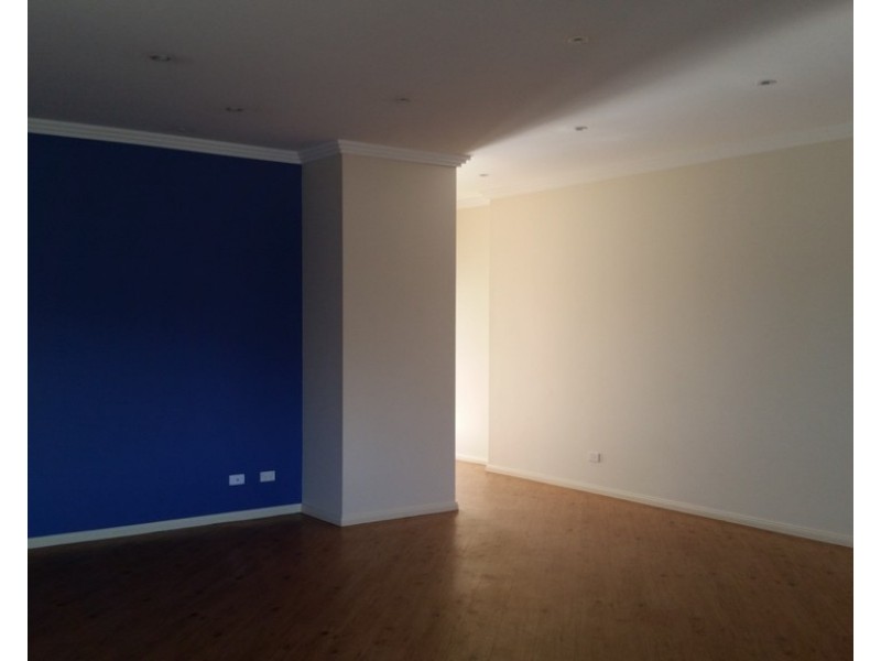 9 Koala Street, Parkes NSW 2870