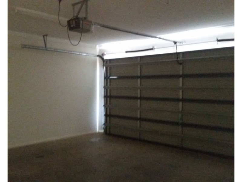 9 Koala Street, Parkes NSW 2870