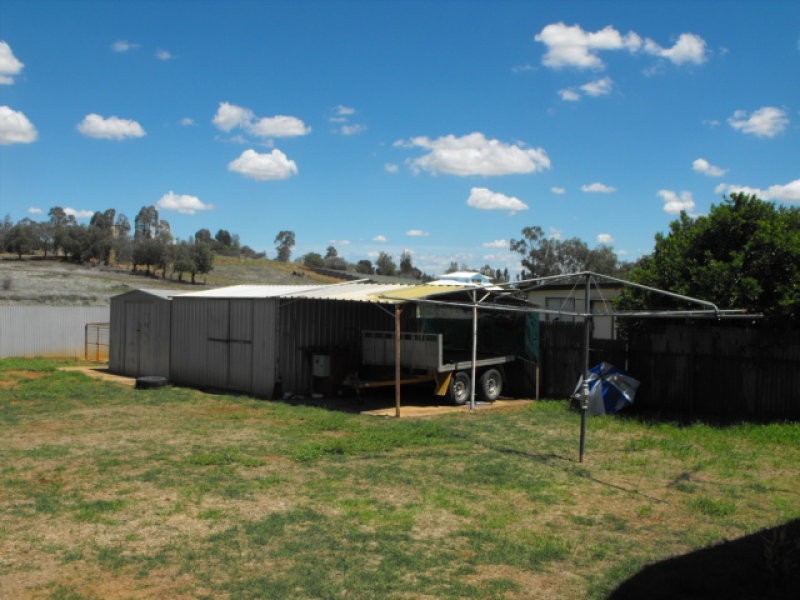33 Webb Street, Parkes NSW 2870