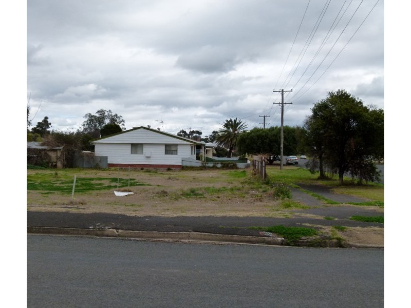 14 Grenfell Street, Forbes NSW 2871