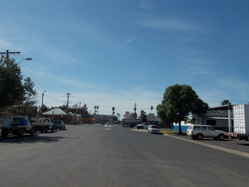 5 Grenfell St, Parkes NSW 2870