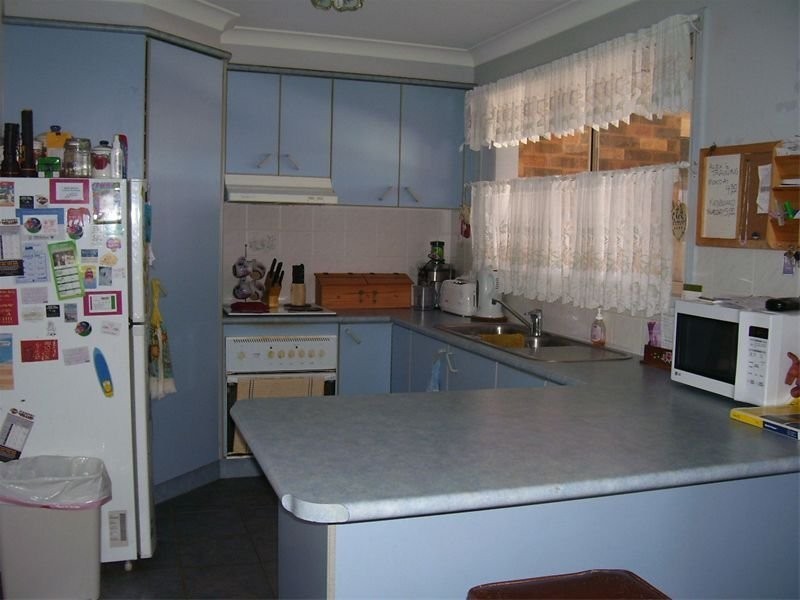 10 Mimosa Ave, Parkes NSW 2870