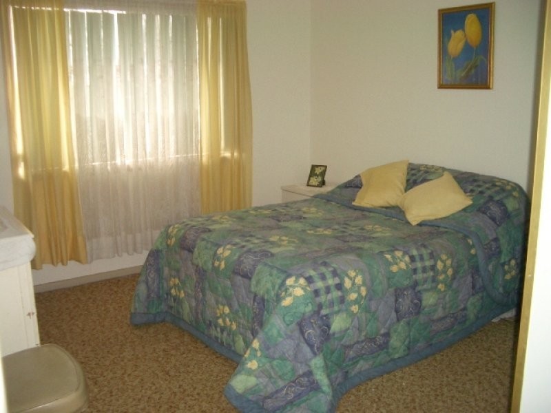 8-10 Park Street, Parkes NSW 2870