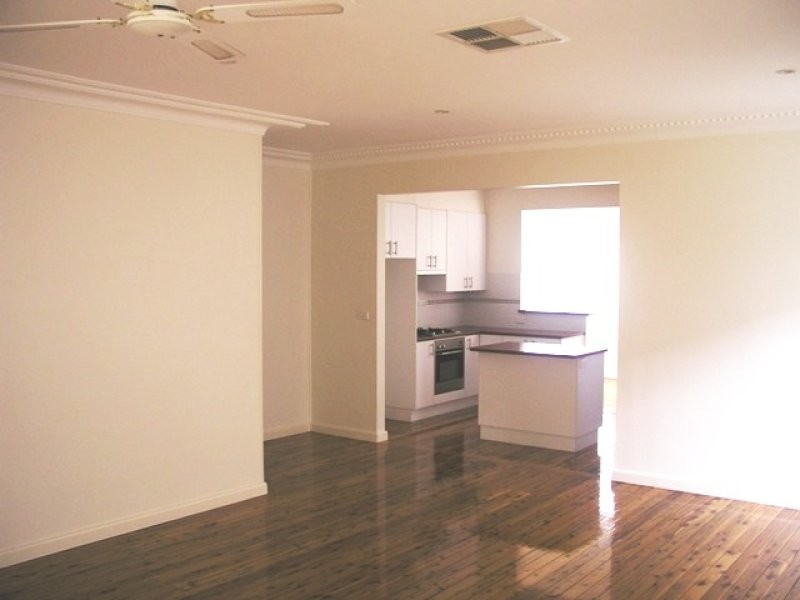 26 Welcome Street, Parkes NSW 2870