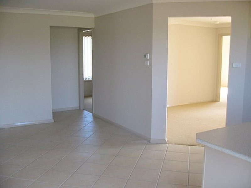 5 Vaucluse Place, Parkes NSW 2870