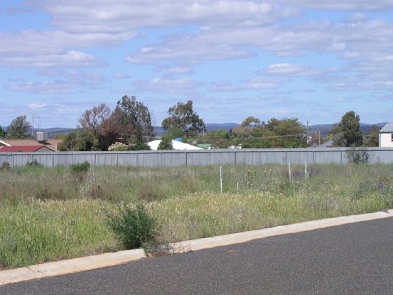 . Land Sale, Parkes NSW 2870