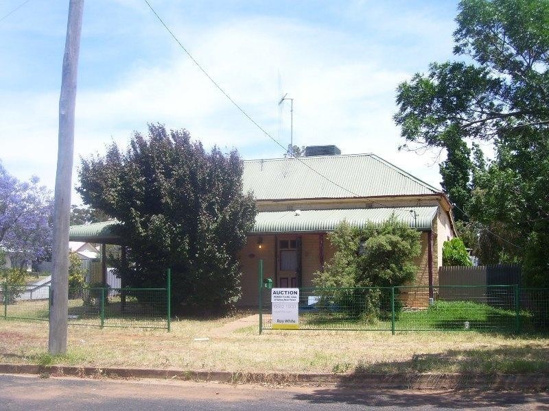 2 Junction Street, Parkes NSW 2870
