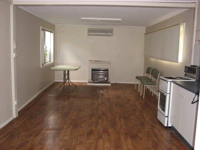 40 Underwood Street, Forbes NSW 2871