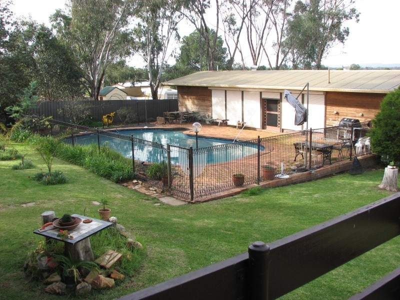 225 Farnell Street, Forbes NSW 2871