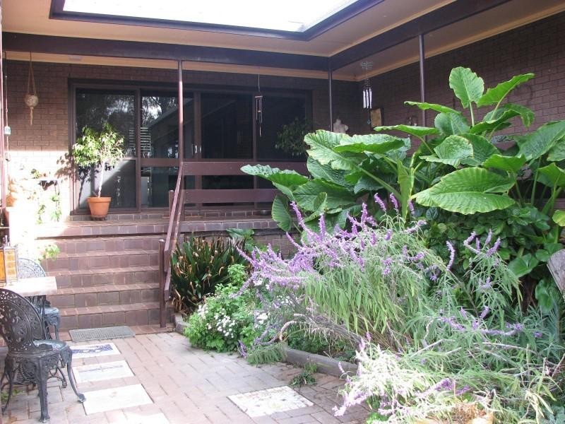 225 Farnell Street, Forbes NSW 2871
