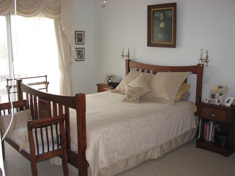 225 Farnell Street, Forbes NSW 2871