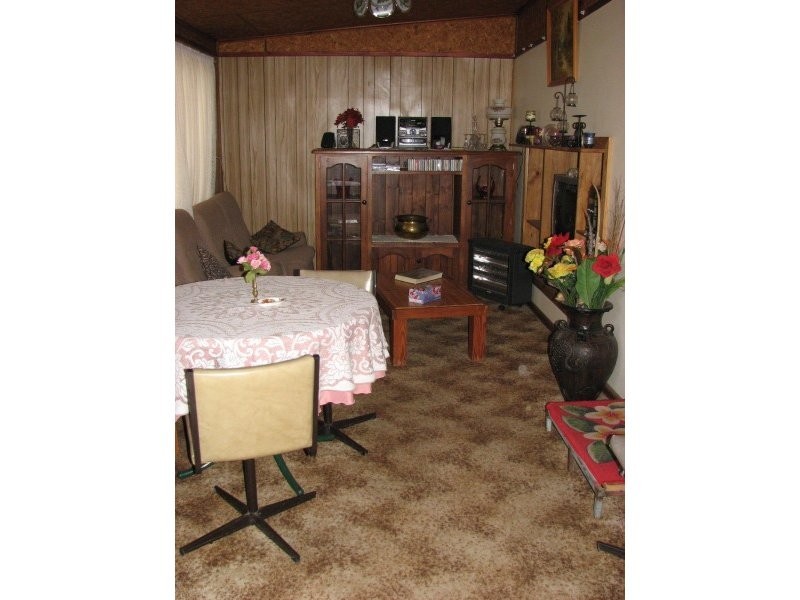 88 Flint Street, Forbes NSW 2871