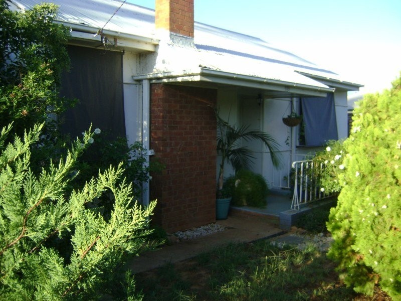 181 Bathurst Street, Condobolin NSW 2877