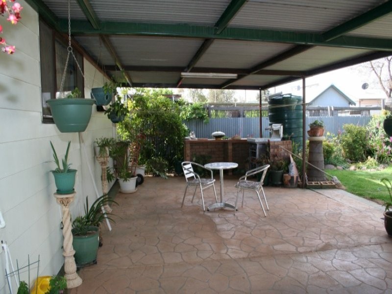 13 Denison Street, Condobolin NSW 2877