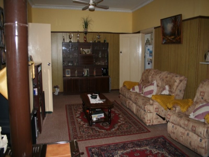 13 Denison Street, Condobolin NSW 2877