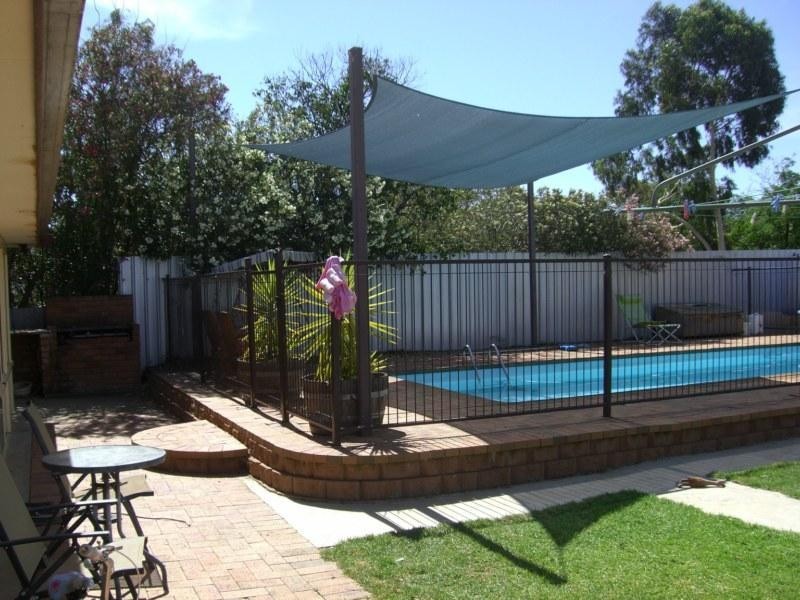 15 Orange Street, Condobolin NSW 2877