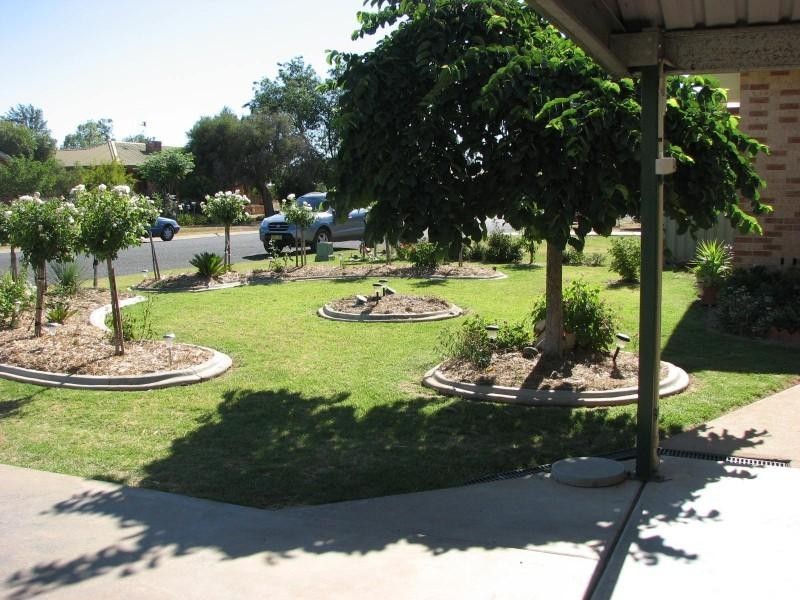 4 Koala Place, Forbes NSW 2871