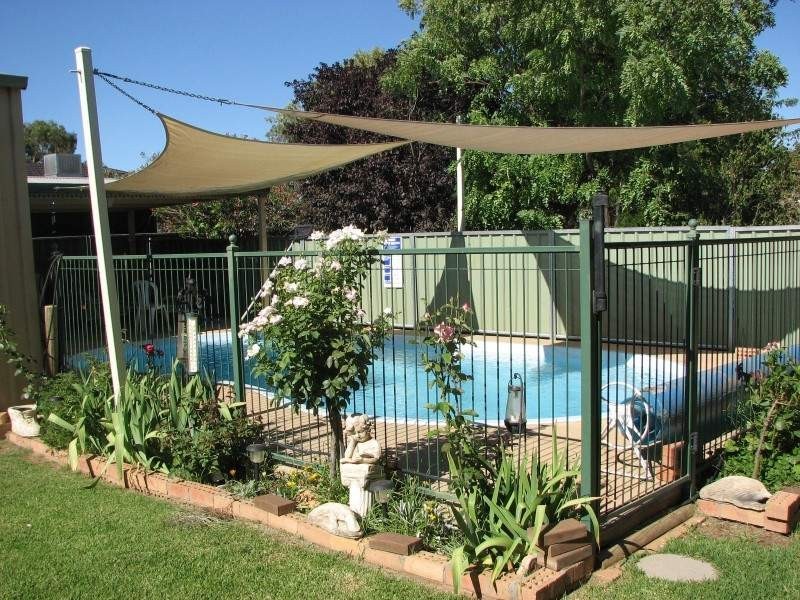 4 Koala Place, Forbes NSW 2871