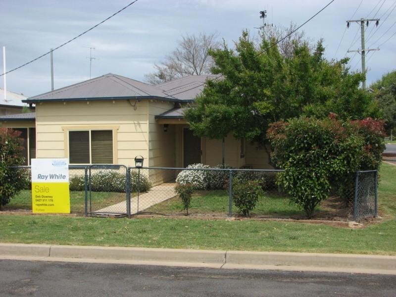 46 Grenfell Street, Forbes NSW 2871