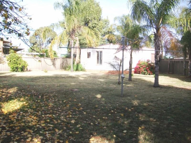 190 Bathurst Street, Condobolin NSW 2877