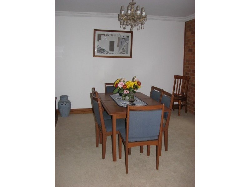 7 Elm Place, Forbes NSW 2871