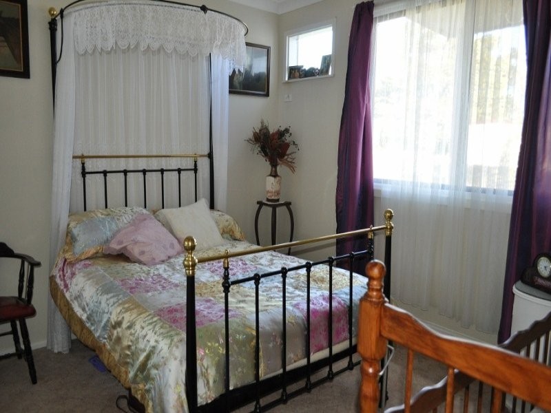 54 NANIMA STREET, Eugowra NSW 2806