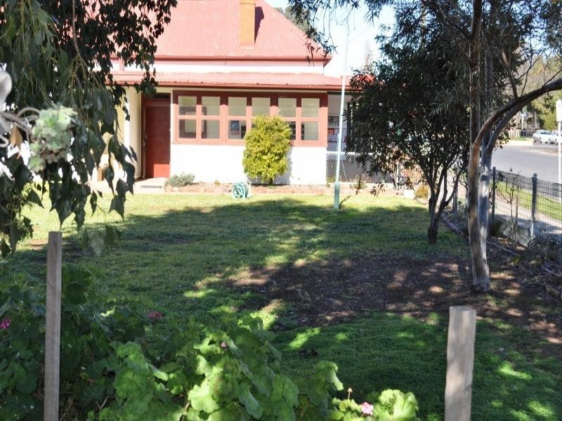 54 NANIMA STREET, Eugowra NSW 2806