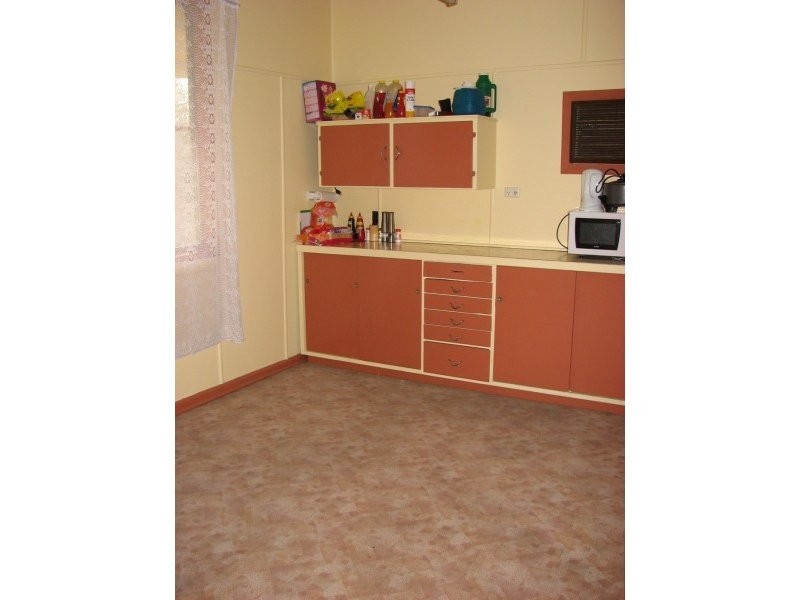 1 Renfree Street, Forbes NSW 2871