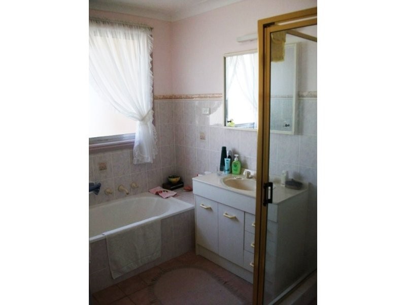 162 Orange St, Condobolin NSW 2877