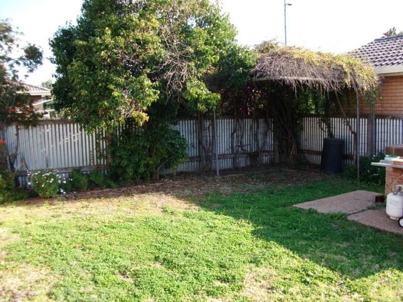 162 Orange St, Condobolin NSW 2877