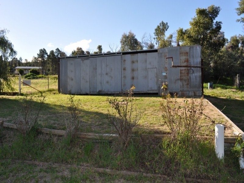13 Cooper Street, Eugowra NSW 2806