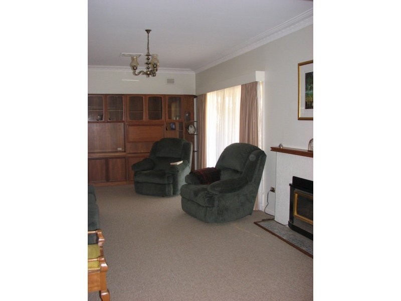 54 Clement Street, Forbes NSW 2871