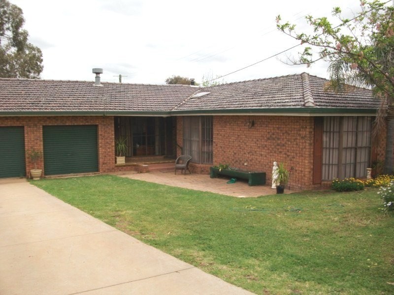 11 McGregor Street, Condobolin NSW 2877