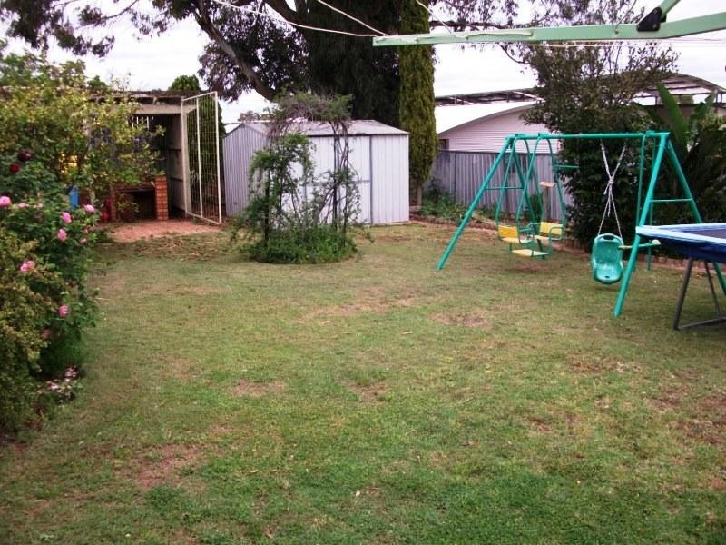 11 McGregor Street, Condobolin NSW 2877