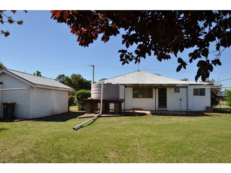 44 Oberon Street, Eugowra NSW 2806