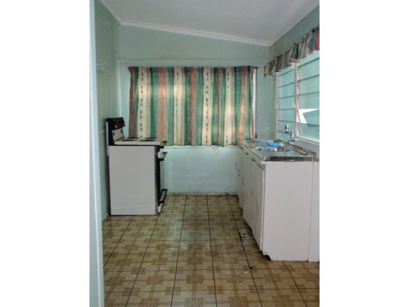 16 Bathurst Street, Forbes NSW 2871