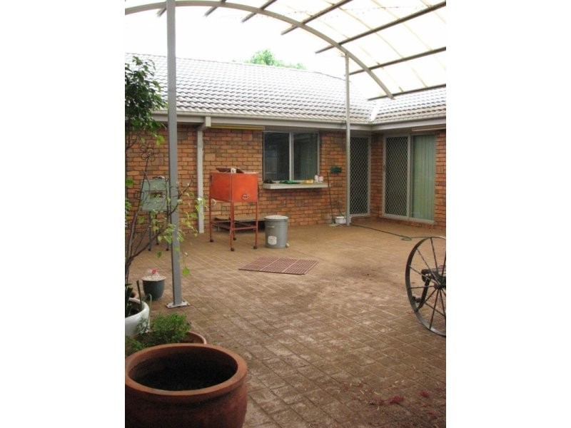 50 South Gloucester Street, Forbes NSW 2871