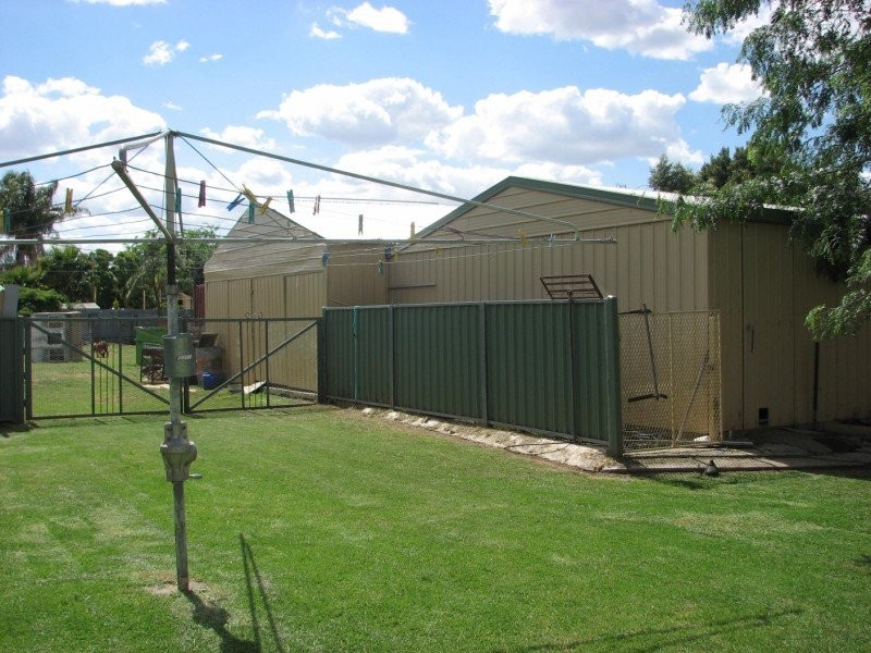 50 South Gloucester Street, Forbes NSW 2871